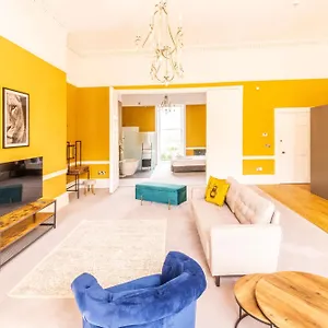 Spectacular Greenpark House - Prescott Apartment